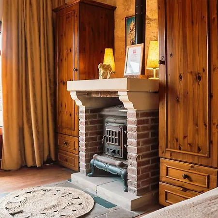 Appartamento A Duplex In A Gozo Village Square *