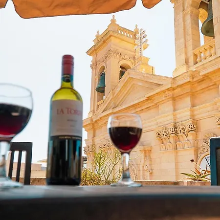 A Duplex In A Gozo Village Square Apartman *